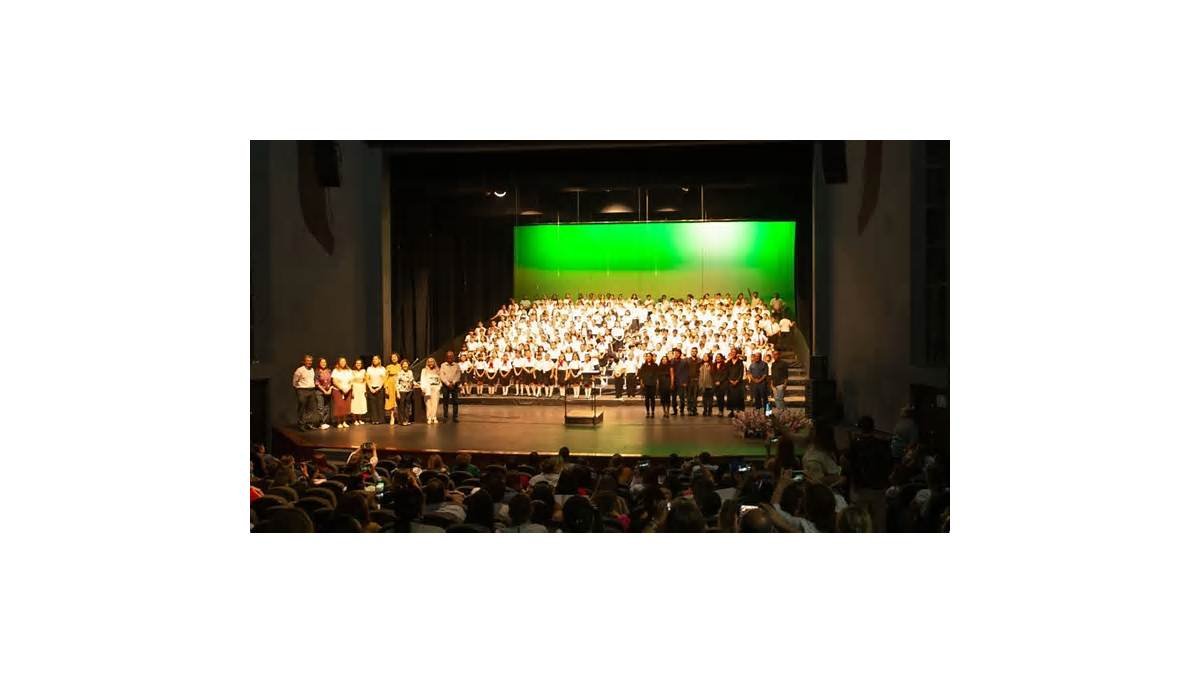 Canto por México: cientos de voces que hacen florecer la esperanza en Culiacán