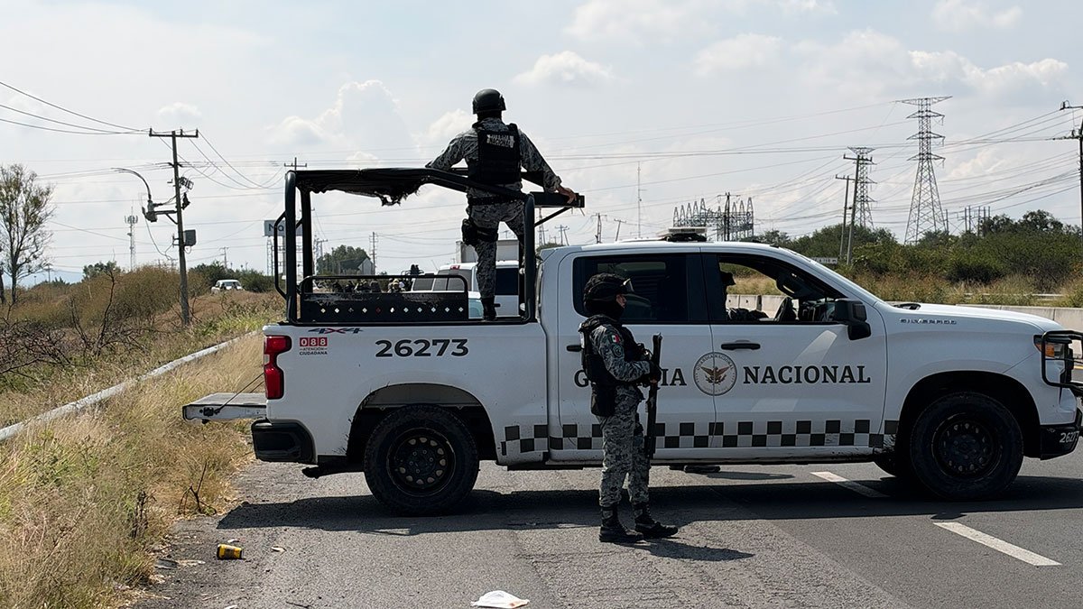 Agentes federales repelen ataque armado en Celaya; un hombre muere y otro escapa herido
