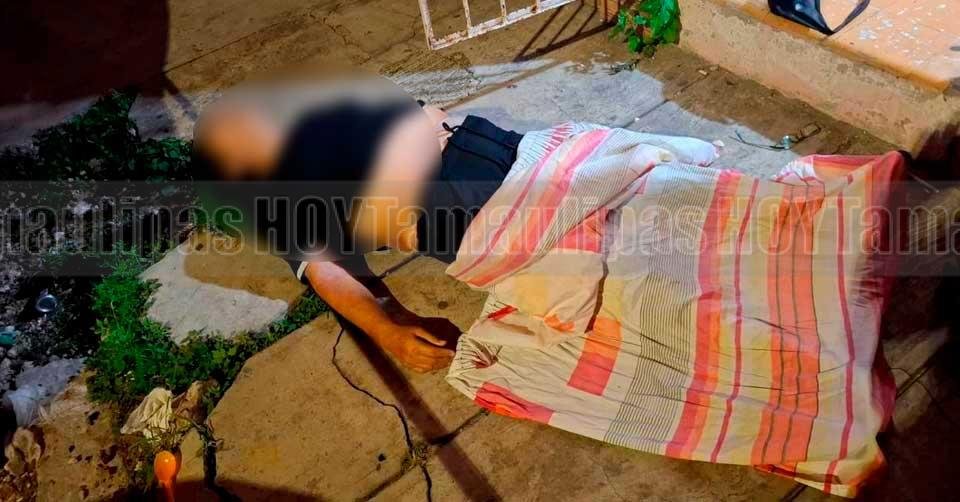 Mata a su madre de una cuchillada en la espalda en Tampico