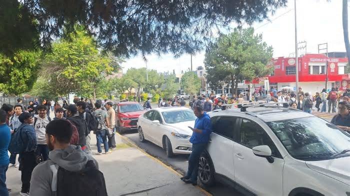 Pide cuentas claras: Alcalde de Saltillo se pronuncia tras bloqueo en Venustiano Carranza por parte de alumnos del ITS