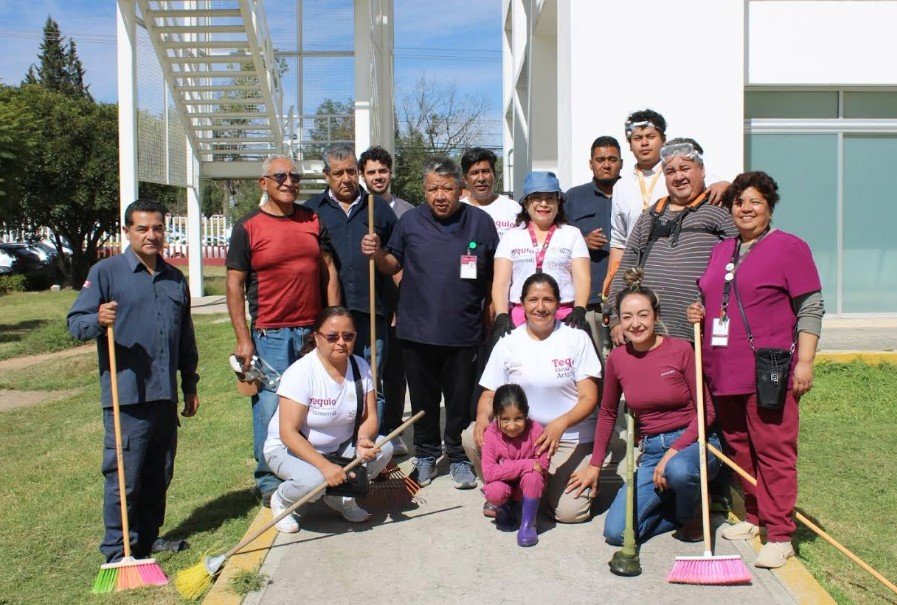 ISSSTE Hidalgo realiza jornada de tequio en estancia infantil y hospital de Pachuca
