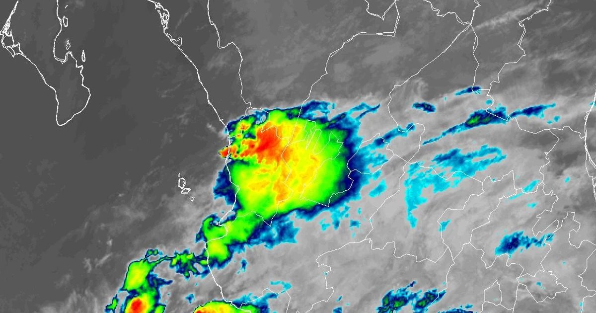 Tormentas eléctricas y granizo sacuden Nayarit este viernes