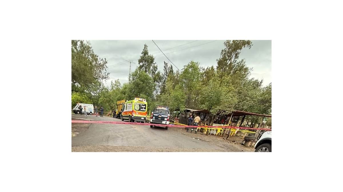 Asesinan a dos hombres sobre carretera Colima-Ciudad Guzmán en Tonila, Jalisco