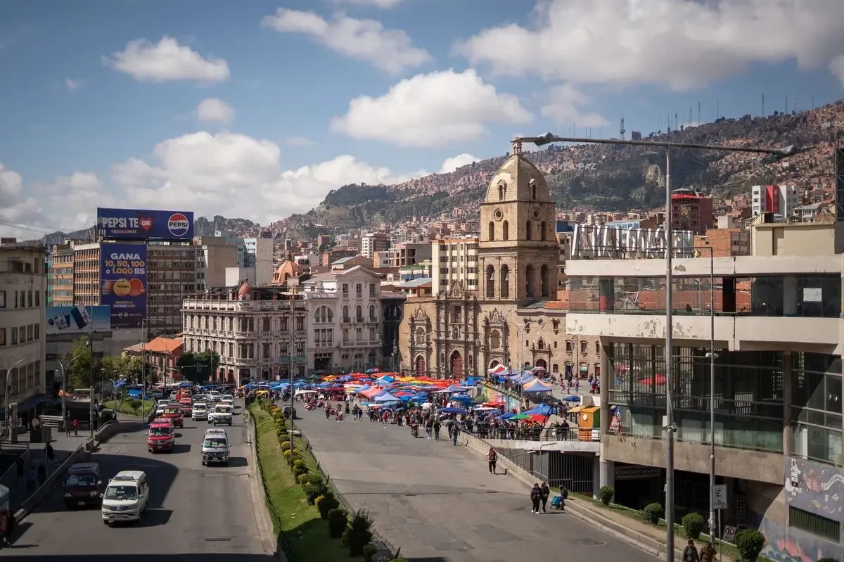 Cabildo de La Paz aprueba aumento a tarifas de transporte público
