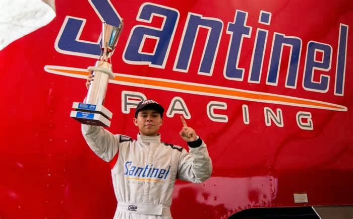 De Tampico para el mundo; el joven Carlos Lezama destaca con primer lugar en competencia y ocupa un lugar en la Formula 1