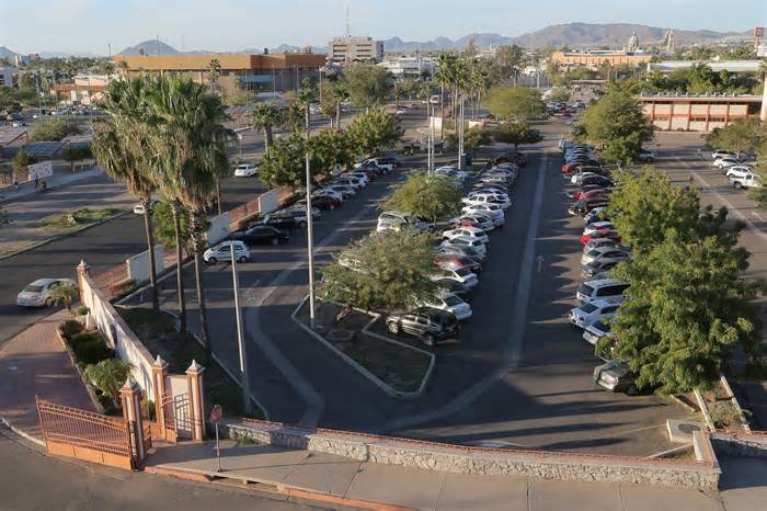 ¿Vas en auto a la Unison? SIUS anuncia cierre de todos los accesos vehiculares del campus Hermosillo para el lunes 12 de octubre desde las 6