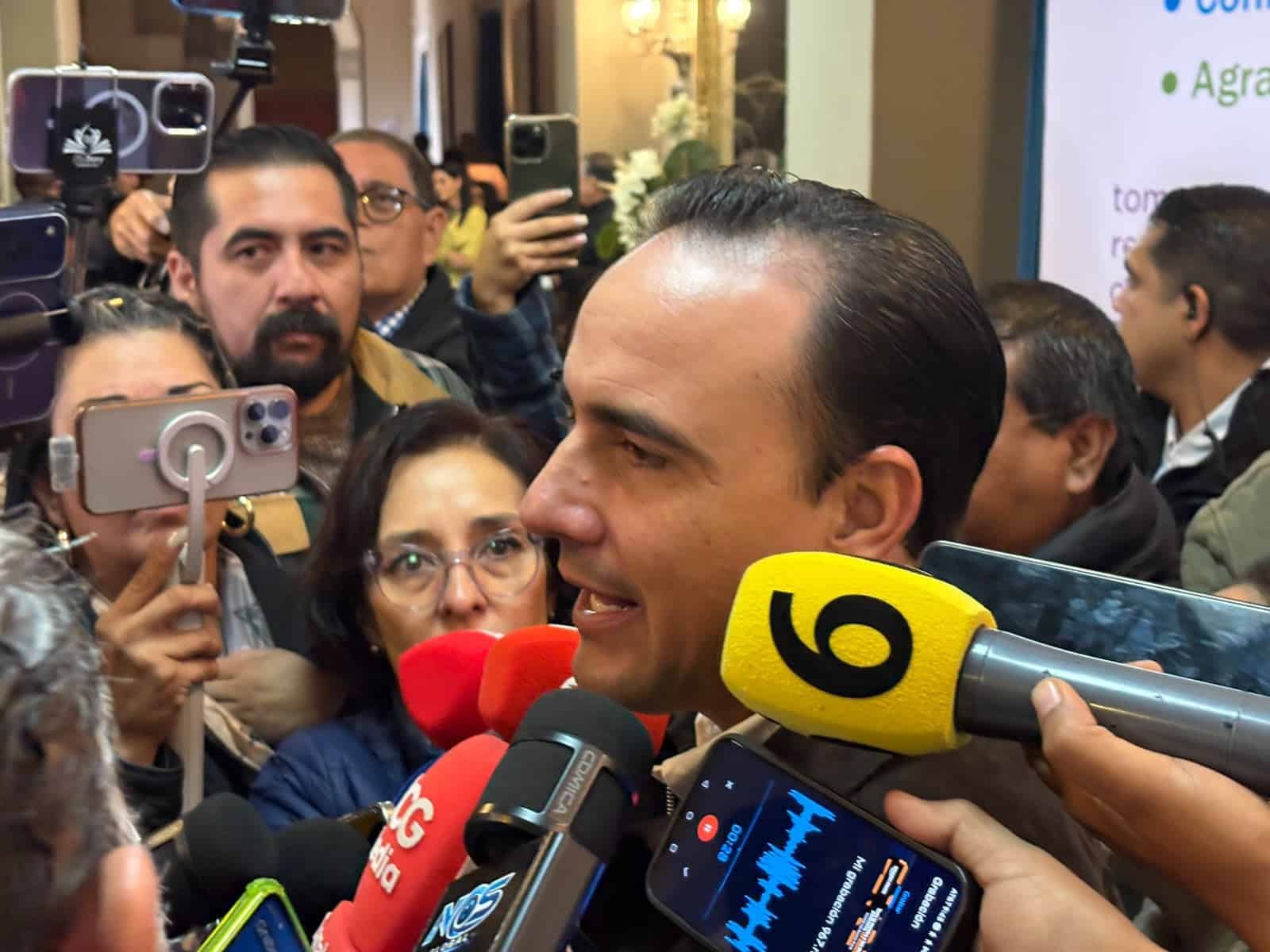 Defiende Manolo Jiménez inversión en Expo Coahuila y Rodeo