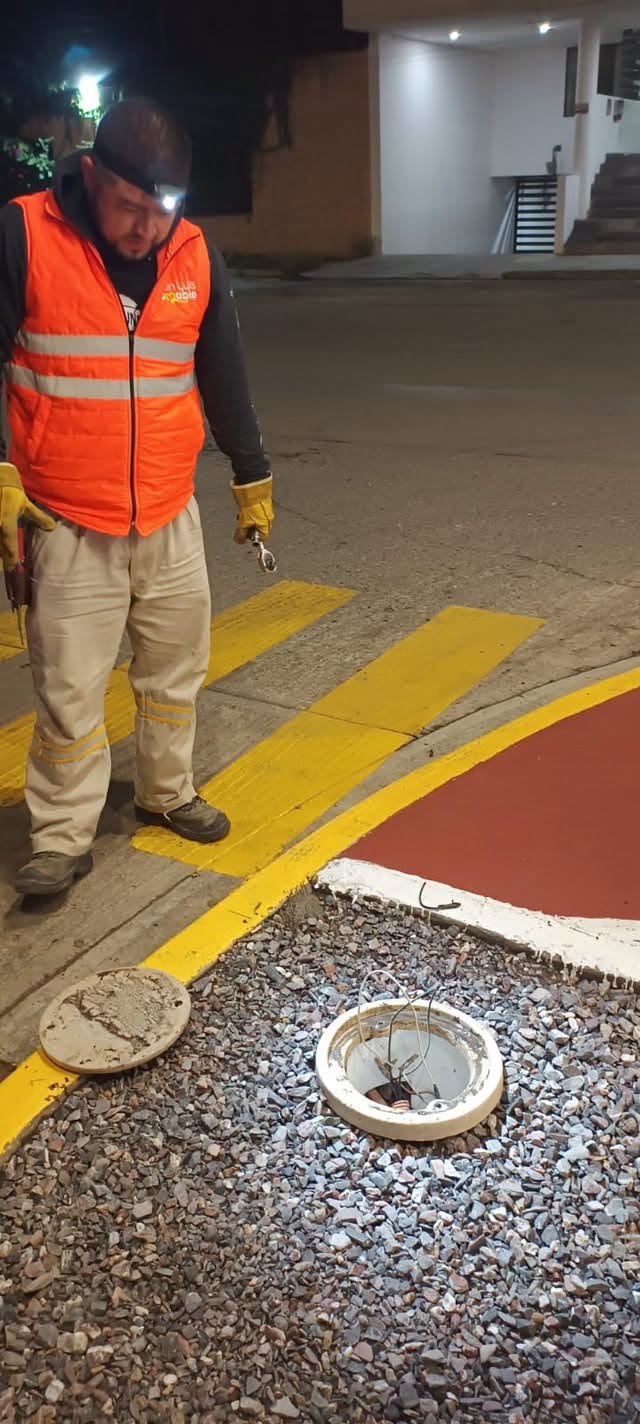Reportan vandalismo contra alumbrado público en distintos puntos de San Luis Potosí