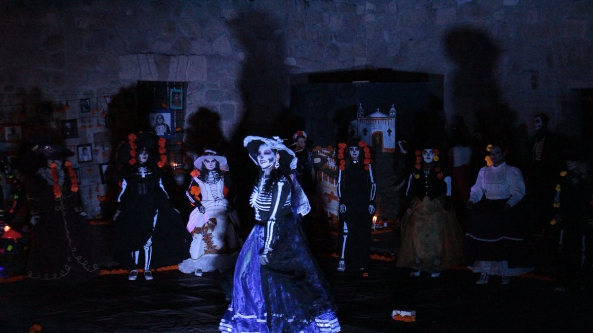 ¡Teatro gratis en Morelia! Una historia de amor eterno llega en vísperas de Día de Muertos