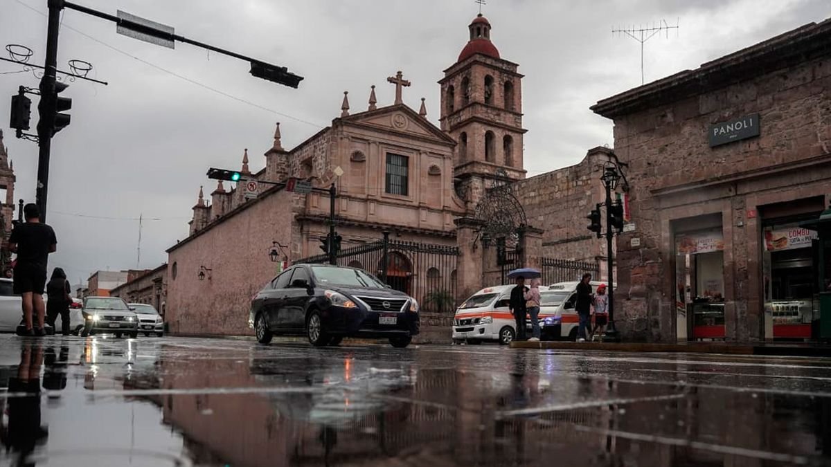 ¡No guardes el paraguas! Morelia tendrá martes nublado y alta probabilidad de lluvia