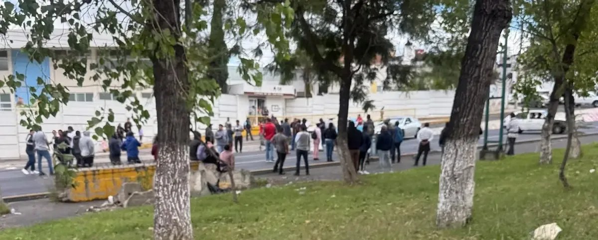 Comuneros en Morelia bloquean libramiento norte por falta de recursos