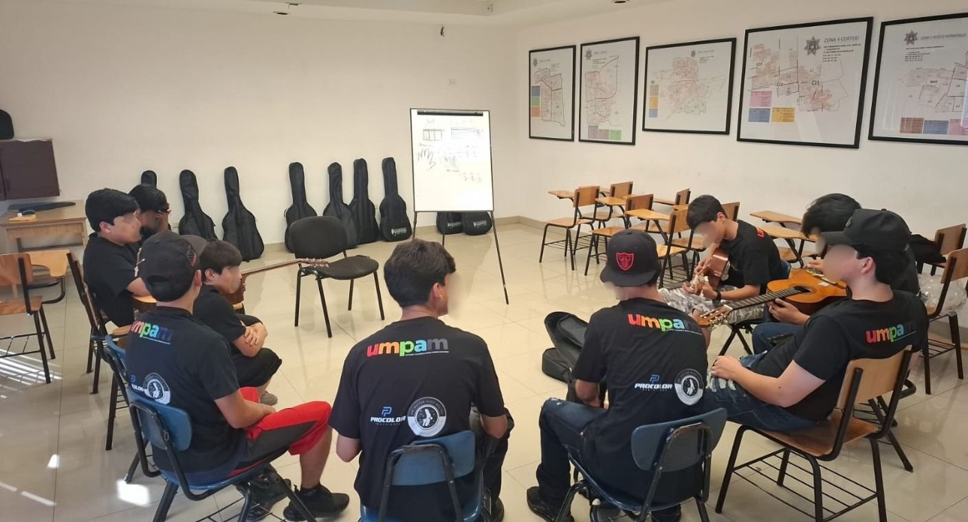 Crean rondalla con menores infractores de Hermosillo para impulsar rehabilitación mediante la música