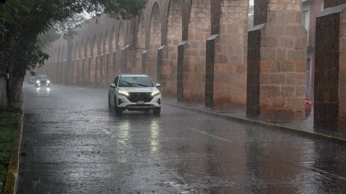 ¡Prepara el paraguas! Tormenta llegará a Morelia durante la tarde de este domingo
