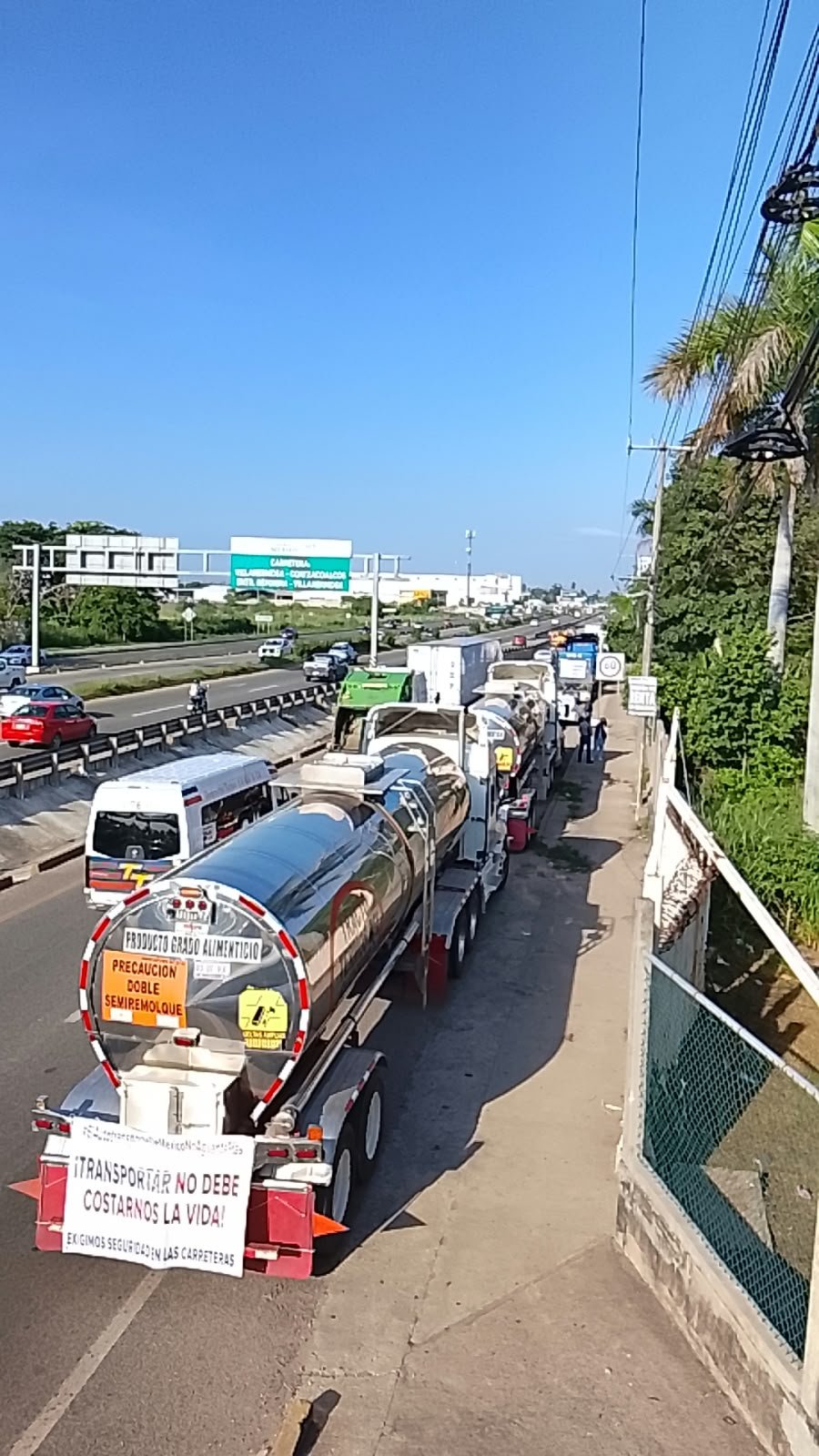 Con Caravana en la Villahermosa-Cárdenas pide Canacar cesen asaltos y extorsiones