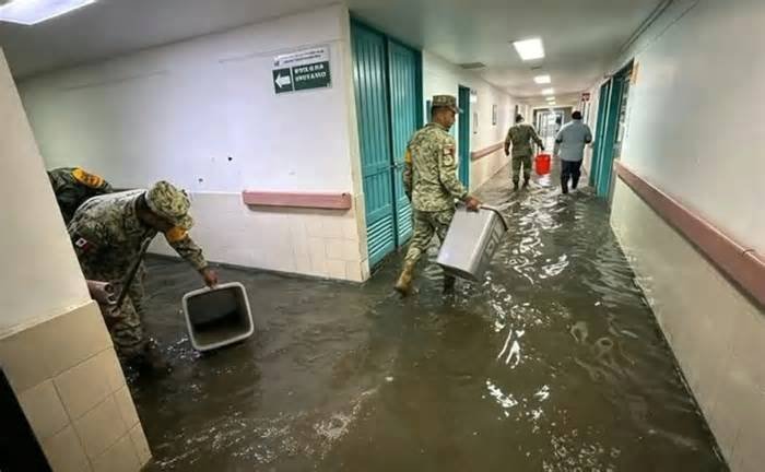Lluvias torrenciales en Ciudad Juárez provocan desbordamientos; afectan 100 colonias y hospital del IMSS