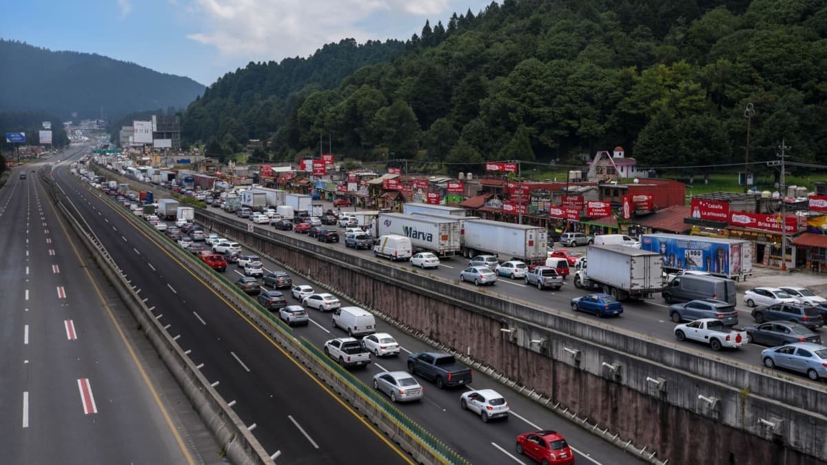 Cierran carriles de la México-Toluca desde hoy: horarios, tramo y hasta cuándo durarán las obras
