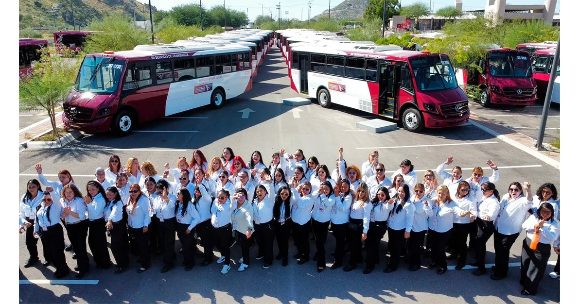 Sonora da banderazo de salida a 20 nuevos autobuses