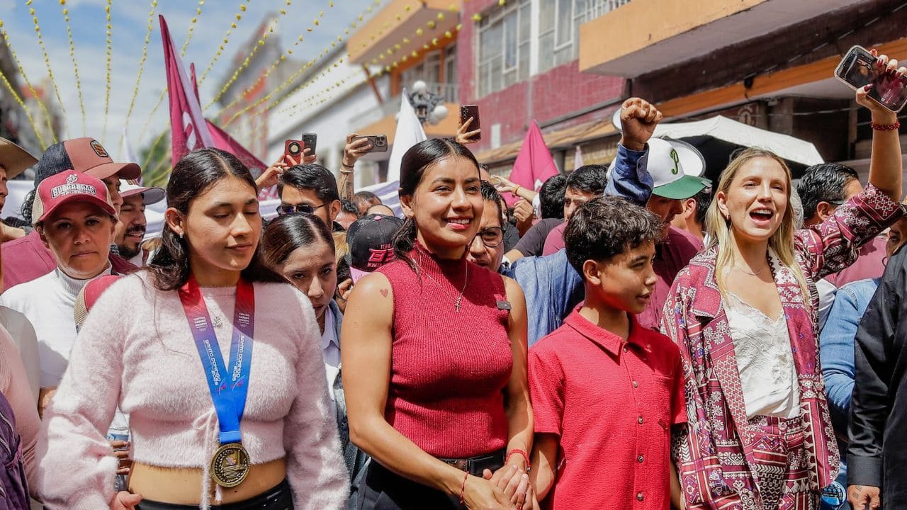 Gabriela Sánchez se registra con Morena: va por la alcaldía de Puebla