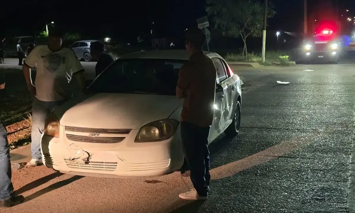 Tres adolescentes resultan heridos tras choque en Hermosillo