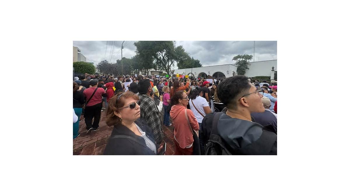 Marcha por agua en Guadalajara desata tensión: UDG, Morena, Pan y Hagamos exigen liberar a detenidos