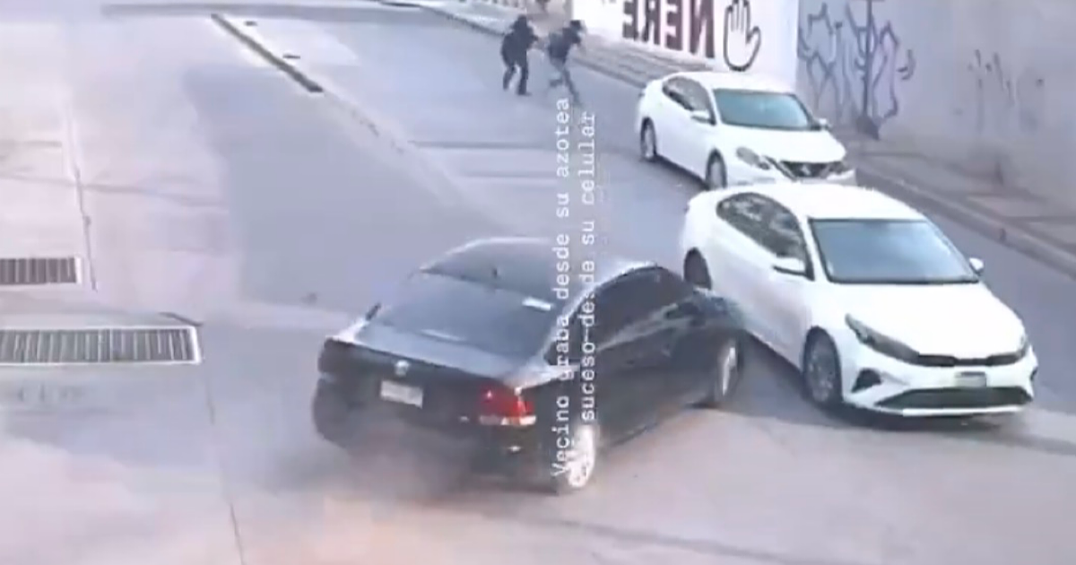 Video | Ataque armado en Valle de Santiago deja dos hombres muertos en pleno centro