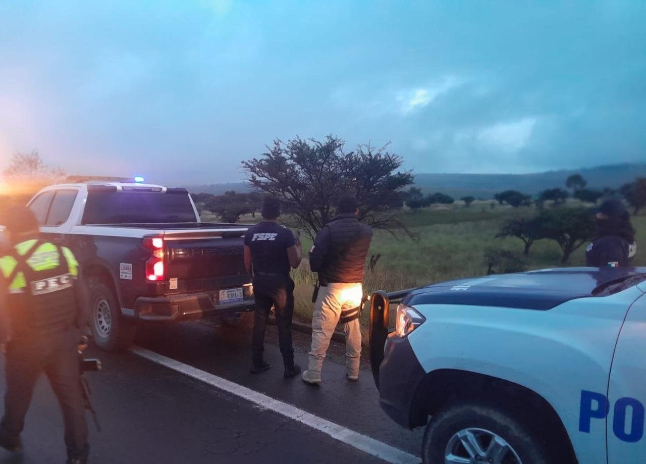 Atacan a policías en San Felipe; abaten a uno de los agresores