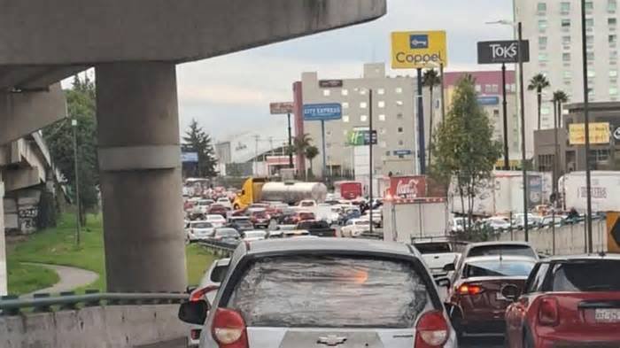 Bloqueo en la México-Toluca hacia la CDMX cumple más de 18 horas