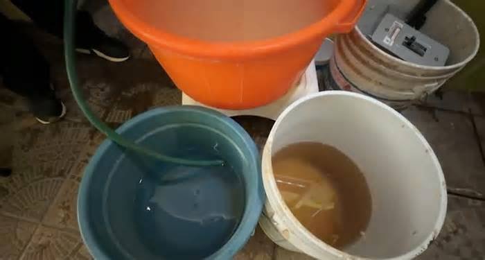 Sale agua café en colonias de Saltillo: Agsal explica la causa y cuándo se normalizará el servicio