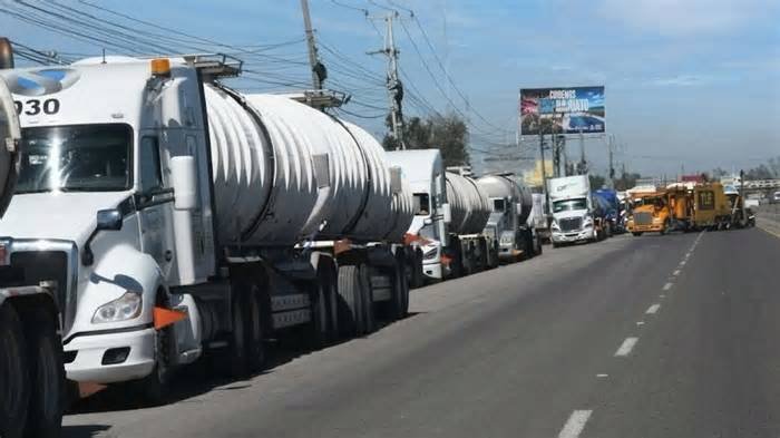 Saturación de pipas en Irapuato preocupa a alcaldesa; advierte riesgos de huachicol, venta de drogas y prostitución