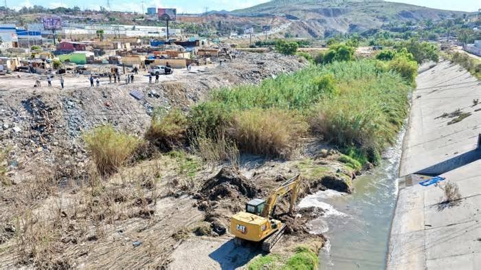 Conagua retirará más de 300 mil metros cúbicos de material del río Tijuana