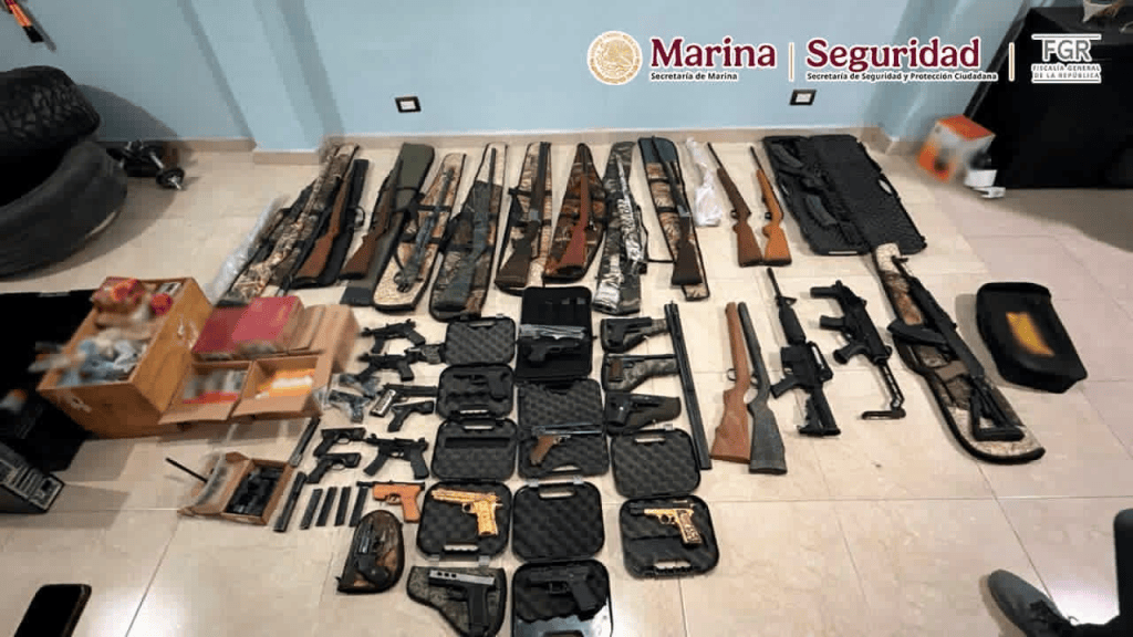 Caen cuatro presuntos implicados en la venta ilegal de armas en Puebla y Ciudad de México