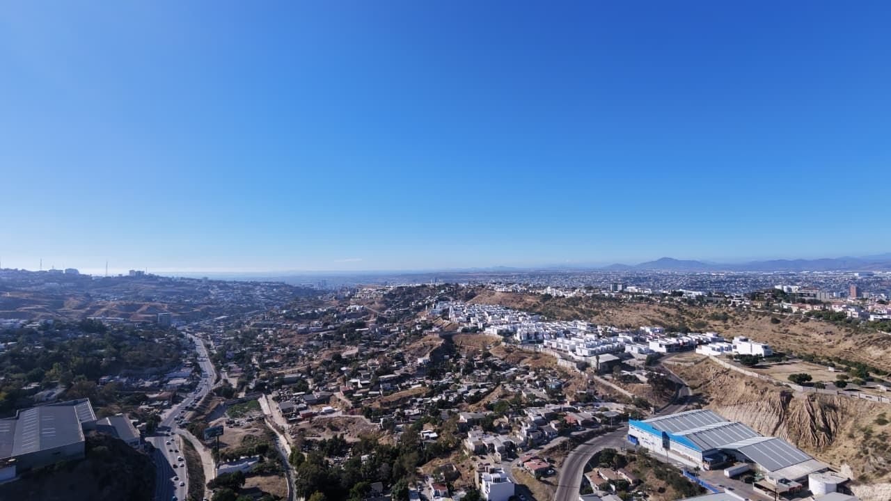 Falta de áreas verdes intensifica las islas de calor en Tijuana, afirma especialista