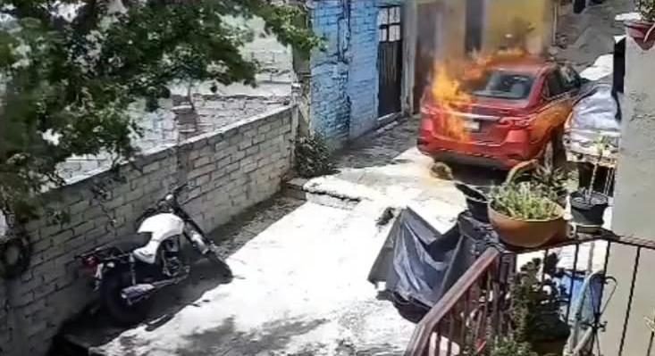 ¿Hasta cuándo? “El Crucito” quema otro coche en Guanajuato capital y sigue libre