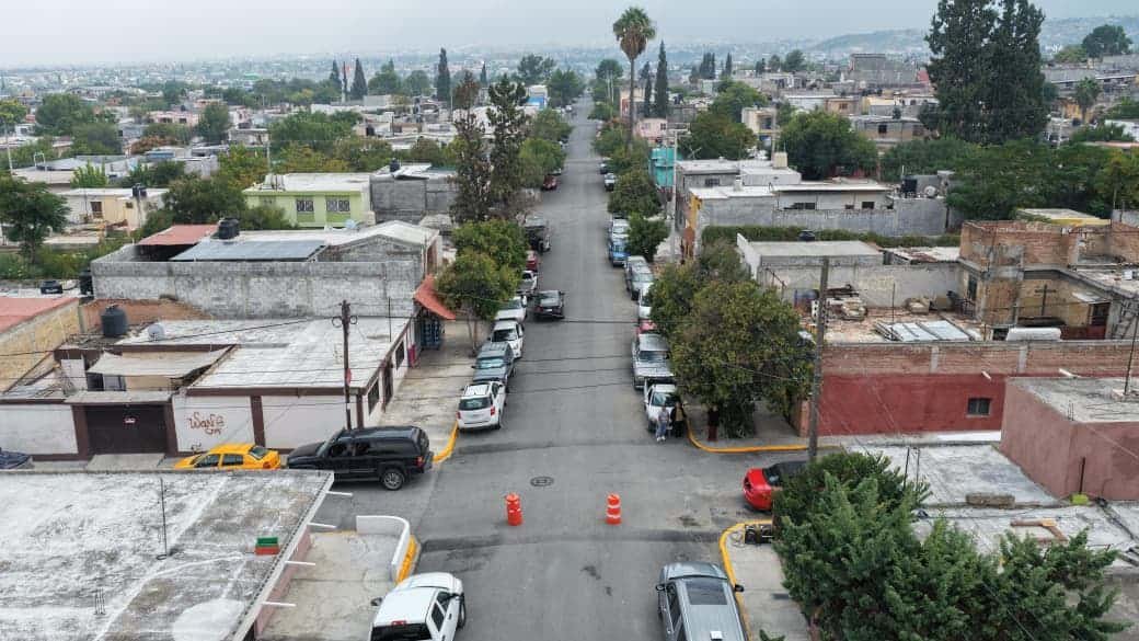 Javier Díaz González entrega obras de repavimentación en Saltillo