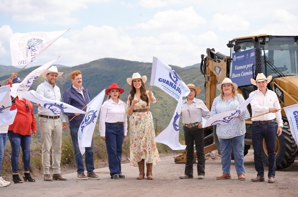 Ponen en marcha la rehabilitación de caminos rurales en Guanajuato Capital