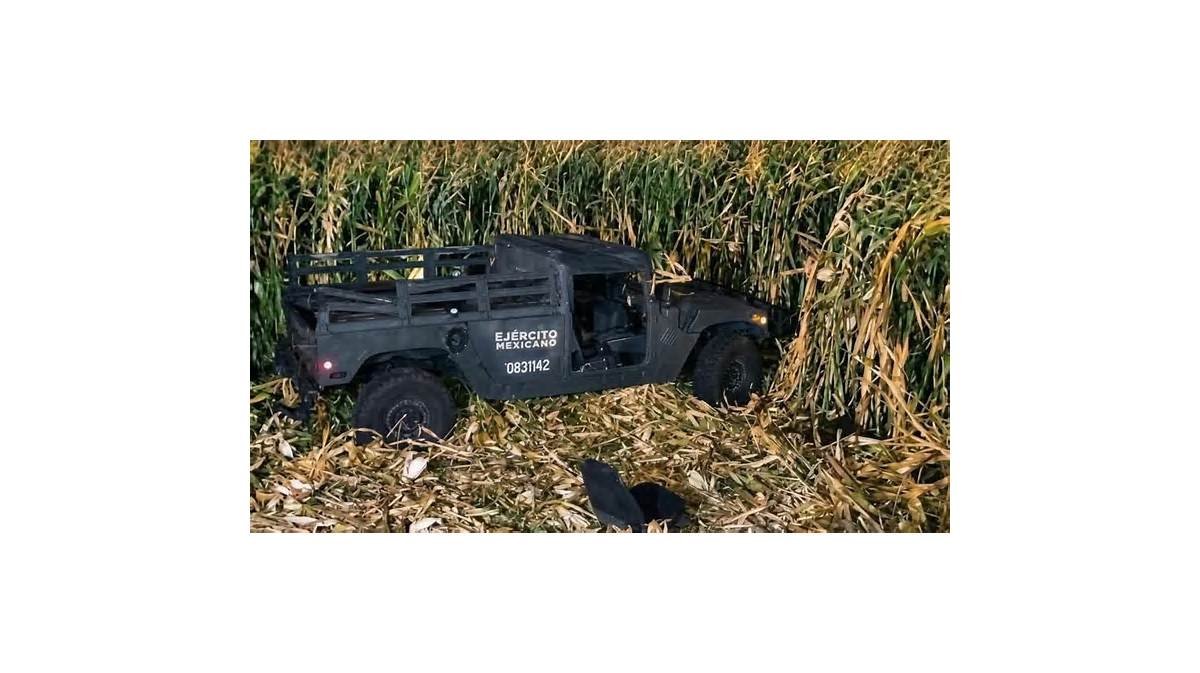 Muere militar y siete más resultan heridos tras volcadura en carretera de Valle de Santiago, Guanajuato