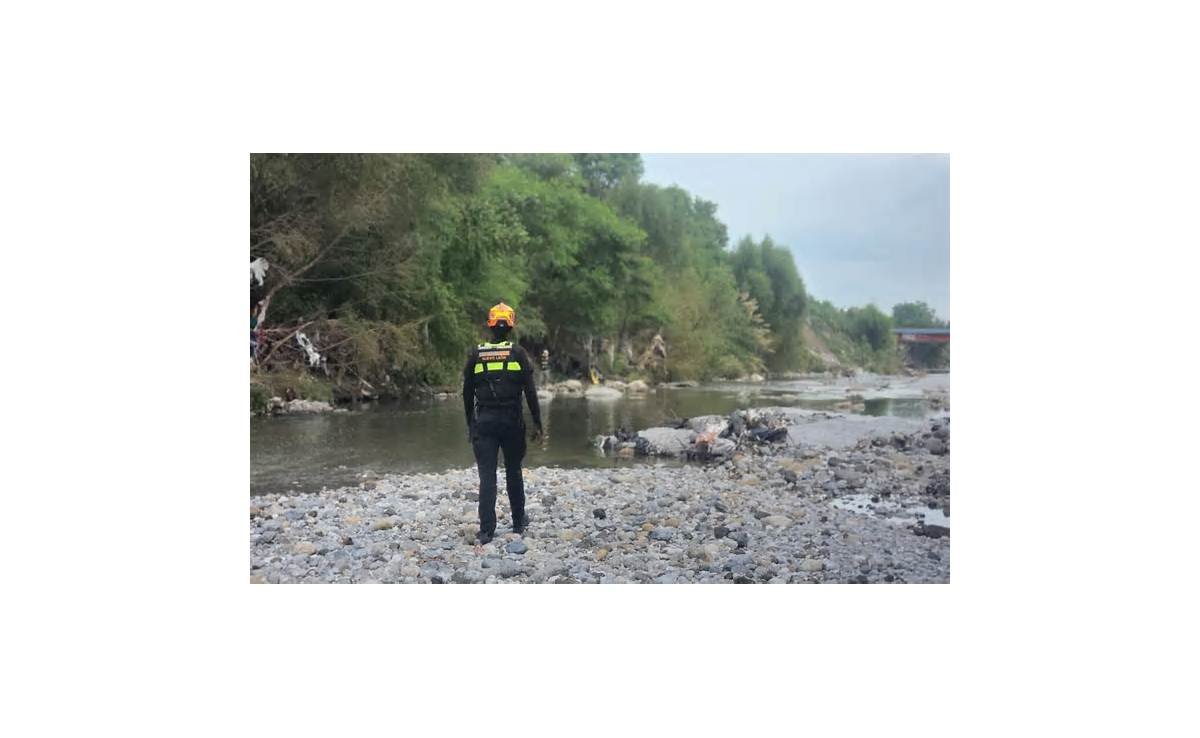 Reanudan búsqueda de joven arrastrado por la corriente en Monterrey; despliegan rescatistas y unidad canina