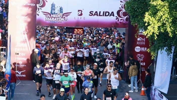 Medio maratón 21K Puebla 2026 registra participación de 4 mil 500 corredores