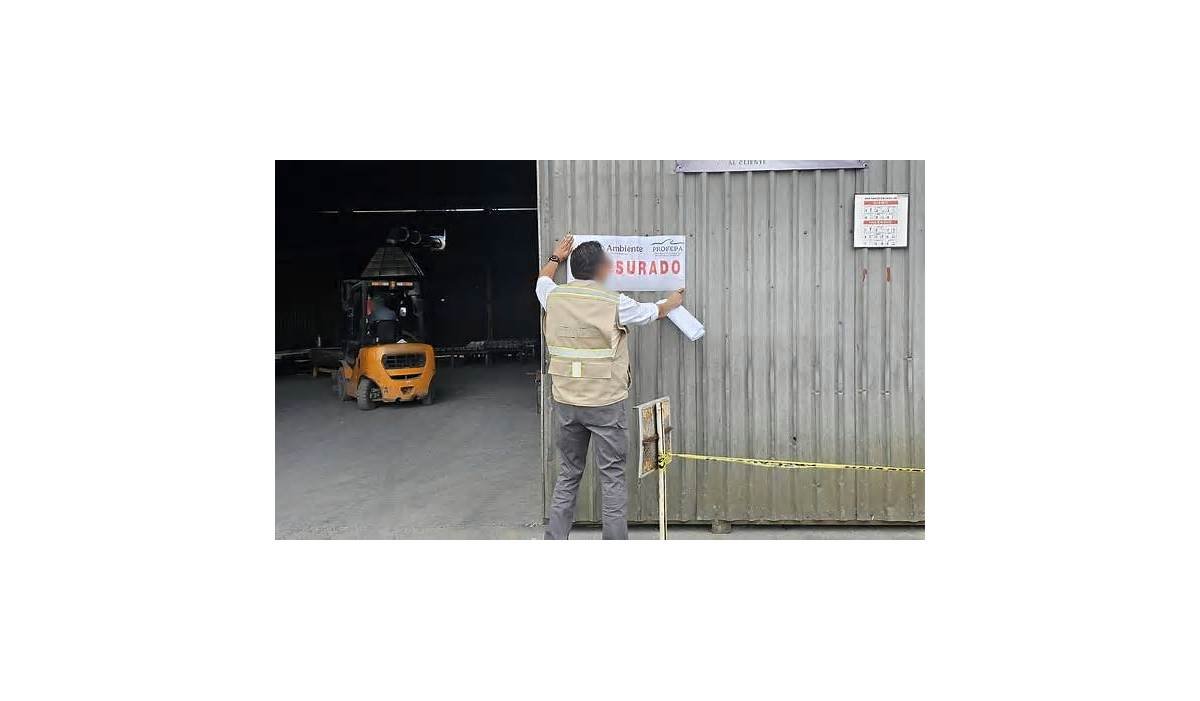 Clausuran fundidora de aluminio en San Juan del Río por falta de permisos y emisiones