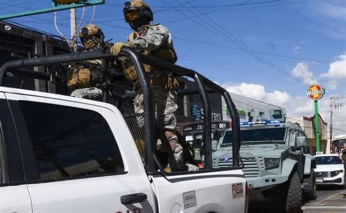 SSPC frustra robo a transporte de carga en Celaya, Guanajuato; abaten a un agresor y lesionan a otro