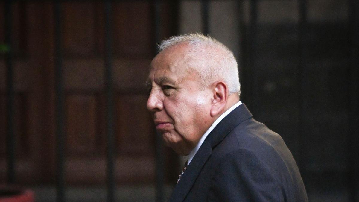 Sheinbaum da por cerrado caso Francisco Garduño por incendio en estación migratoria de Ciudad Juárez