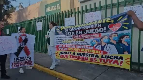 Trabajadores del IMSS se manifiestan en Salamanca ante falta de insumos; exigen aumento salarial