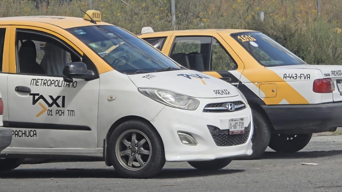 A pesar de subir banderazo a 45 pesos, taxistas de Pachuca piden otro aumento