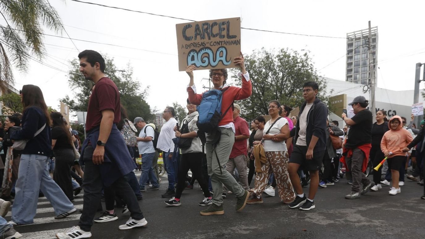 Marcha por el Agua en Guadalajara: Calles Cerradas, Alternativas Viales y Horario